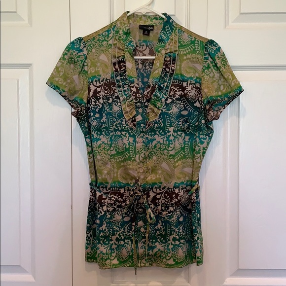 East 5th Women’s Medium Blouse NWOT - Picture 7 of 8